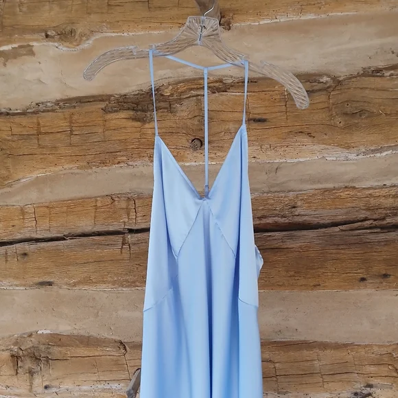 Cable & Gauge Blue V Neck T Back Satin Nightgown Medium - Picture 2 of 7